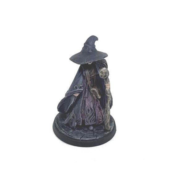 Witch Evil Domain Shadow Acolyte Cleric NPC Dungeons Dragons DnD Hand Painted - Picture 2 of 10